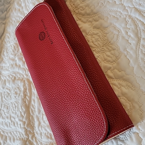 New! Jewelry travel case, red color NWOT - Picture 4 of 6